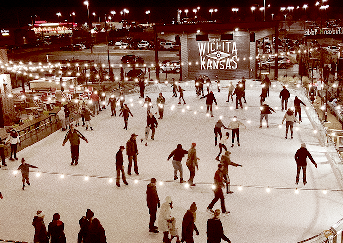 Crowd skating in wichita
